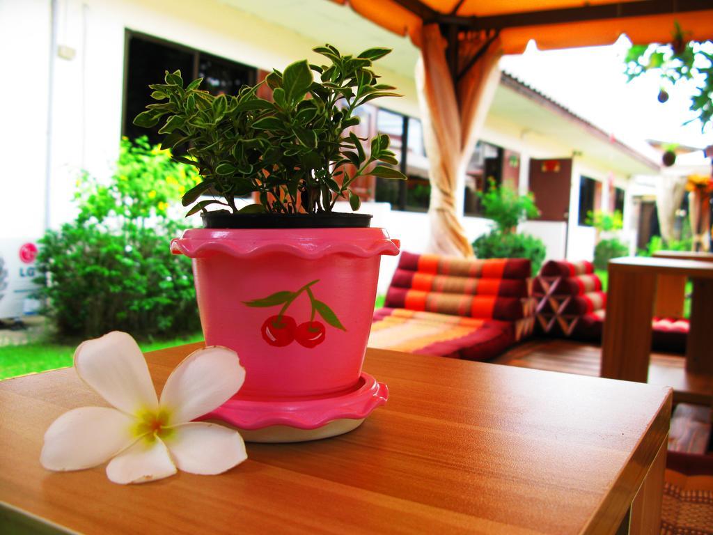 Hotel Cshouse à Chiang Mai Extérieur photo